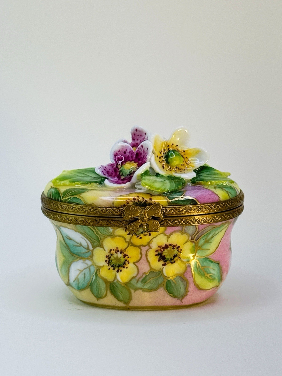 Atelier Chamart Limoges France PINK FLORAL BOX, Hinged Trinket Box Peint Main