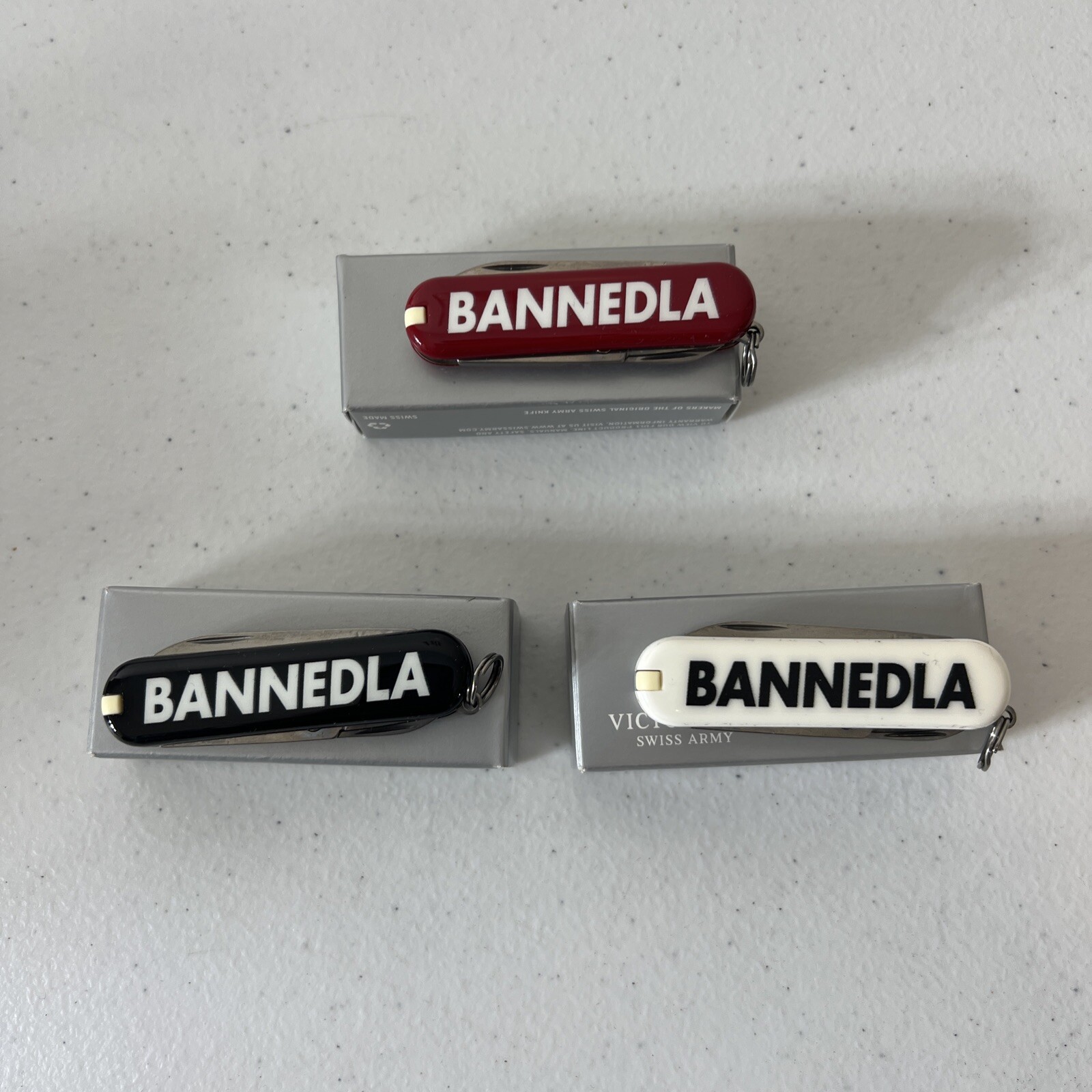Rare Banned LA Swiss Army Knife Set Of 3 Melrose Los Angeles Red White  Black