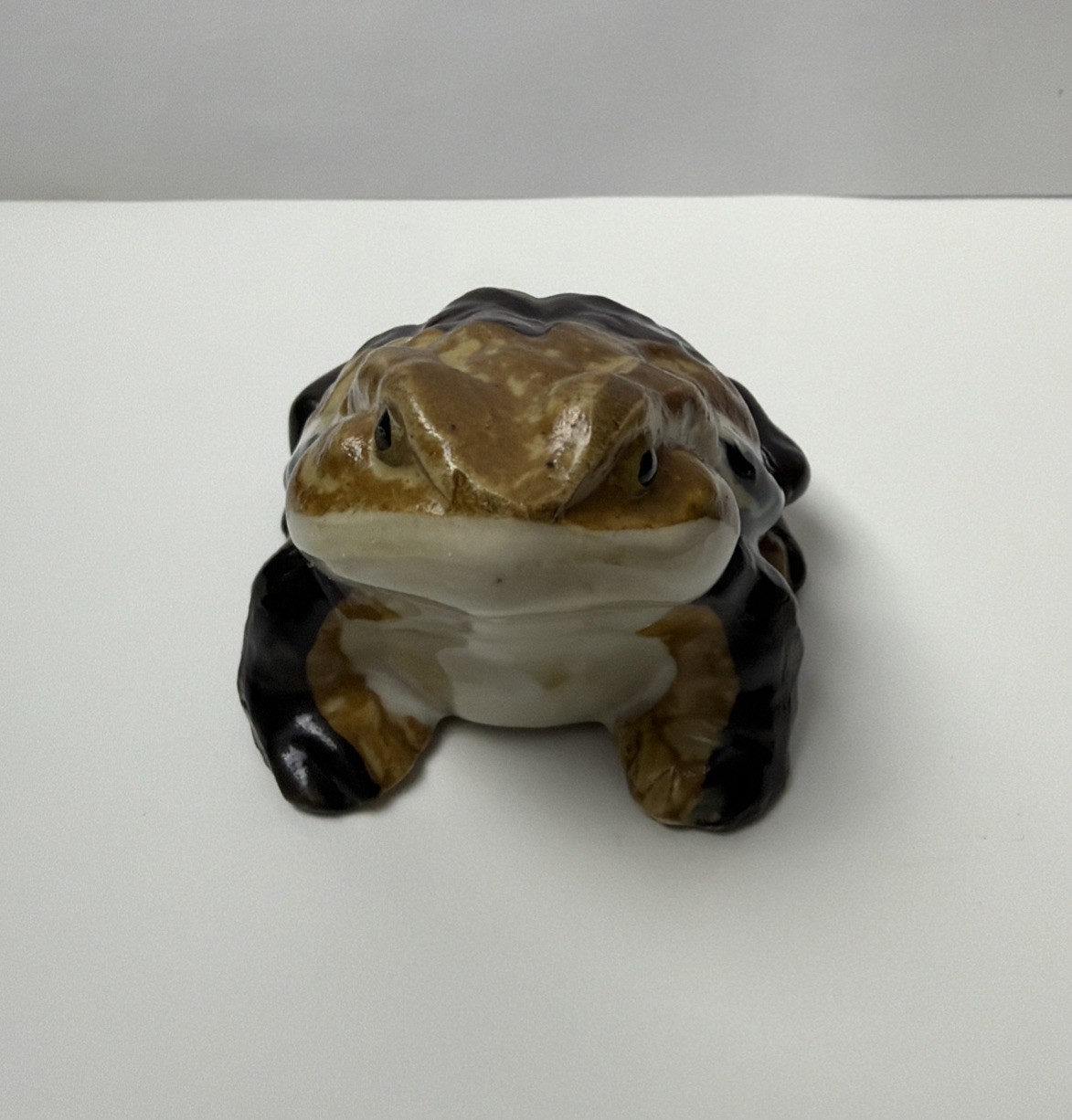 Vintage Japan Shigaraki Ware Porcelain Lucky Frog Small Figurine
