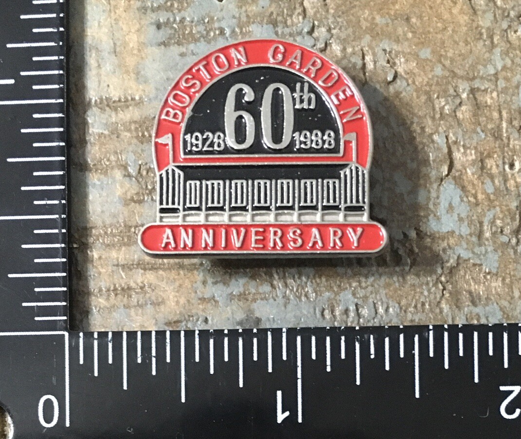 Vintage BOSTON GARDEN 60TH ANNIVERSARY 1928-1988 Celtics Bruins Lapel Hat Pin Vintage BOSTON GARDEN 60TH ANNIVERSARY 1928-1988 Celtics Bruins Lapel Hat Pin