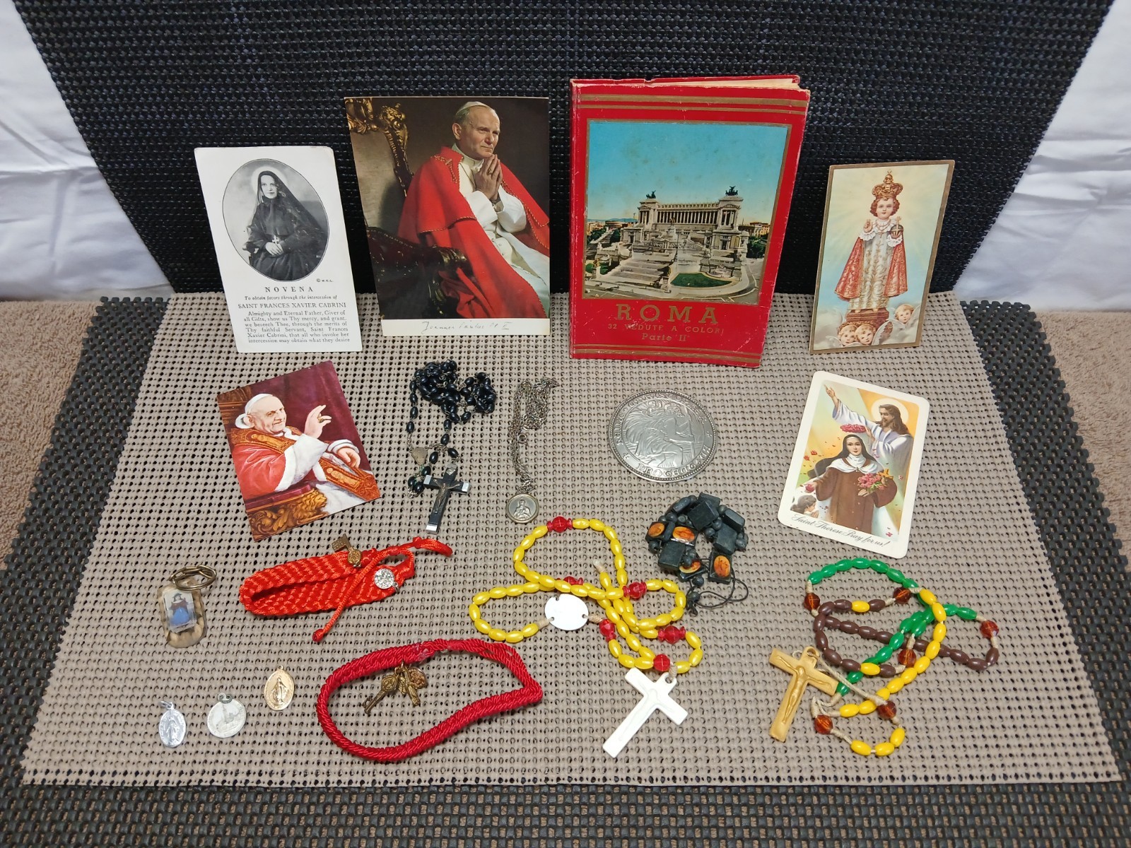 LOT OF 18*VINTAGE*ROMAN-CATHOLIC*VATICAN*COLLECTIBLES*SP*SAI
