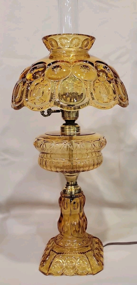 Rare Vintage L.E. Smith Amber Moon & Stars 3 Piece Electric Hurricane Table Lamp Rare Vintage L.E. Smith Amber Moon & Stars 3 Piece Electric Hurricane Table Lamp
