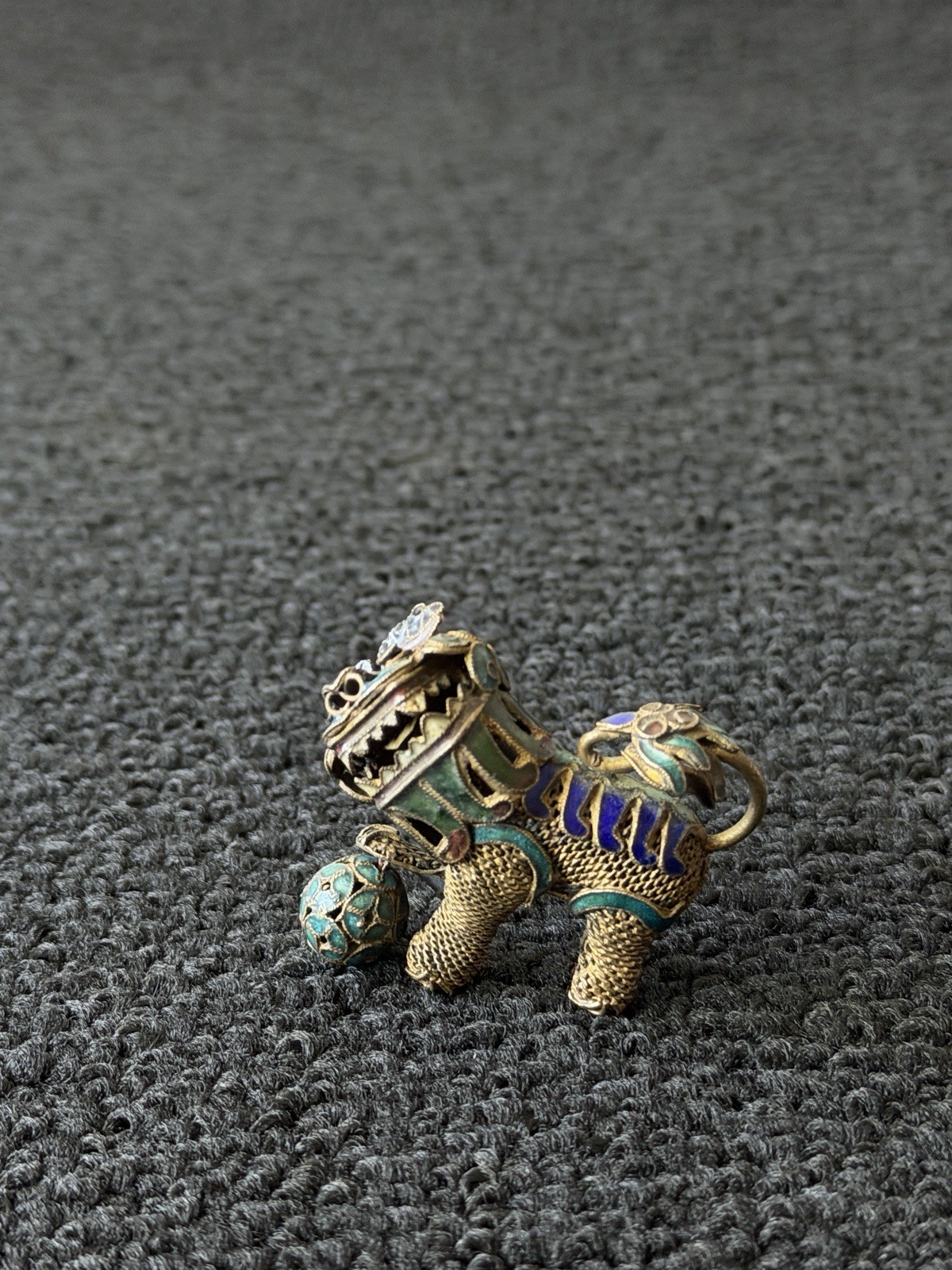 Vintage Chinese Export Enamel Gilt Brass Filigree Foo Dog Foo Lion Figurine