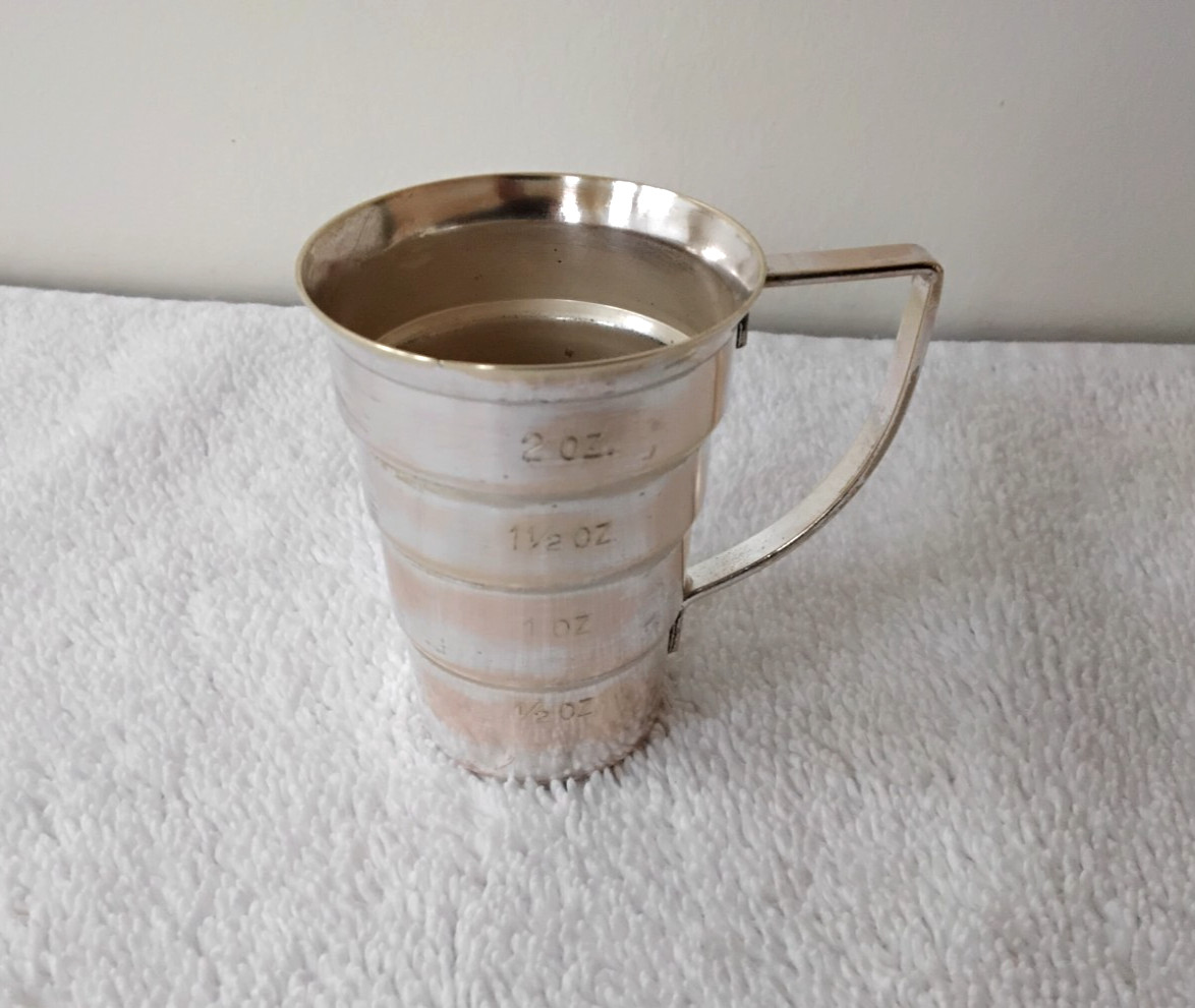 Vintage 1930\'s Art Deco Silver Plated Napier Cocktail Shaker Companion Jigger Vintage 1930\'s Art Deco Silver Plated Napier Cocktail Shaker Companion Jigger