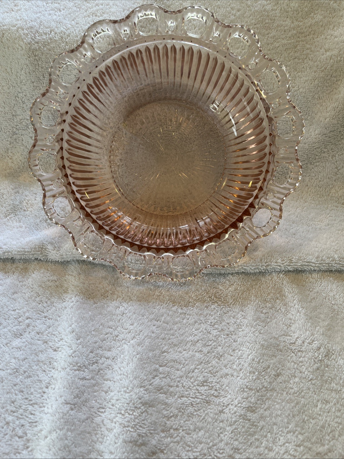 Anchor Hocking Pink Depression Glass Old Colony Lace Edge Ribbed Large Bowl. 07 Anchor Hocking Pink Depression Glass Old Colony Lace Edge Ribbed Large Bowl. 07