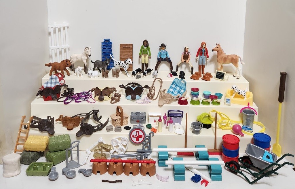 Schleich Farm & Horse Club Figures People Animals Saddles Accessories Parts Lot