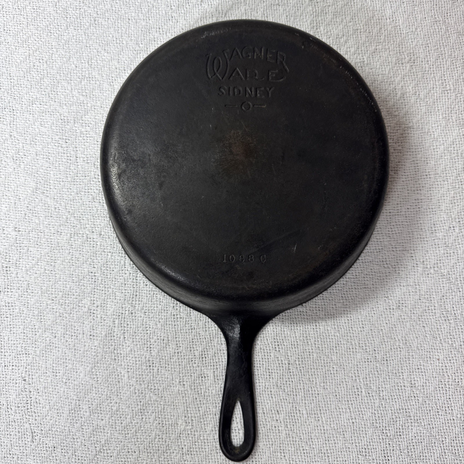 Vintage Wagner Ware Sydney 0 1088C 10 Inch Cast Iron Skillet