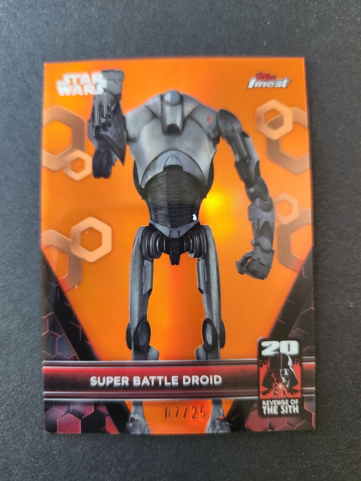 2025 Topps Finest Star Wars Super Battle Droid Orange Refractor /25 ARS-4 2025 Topps Finest Star Wars Super Battle Droid Orange Refractor /25 ARS-4