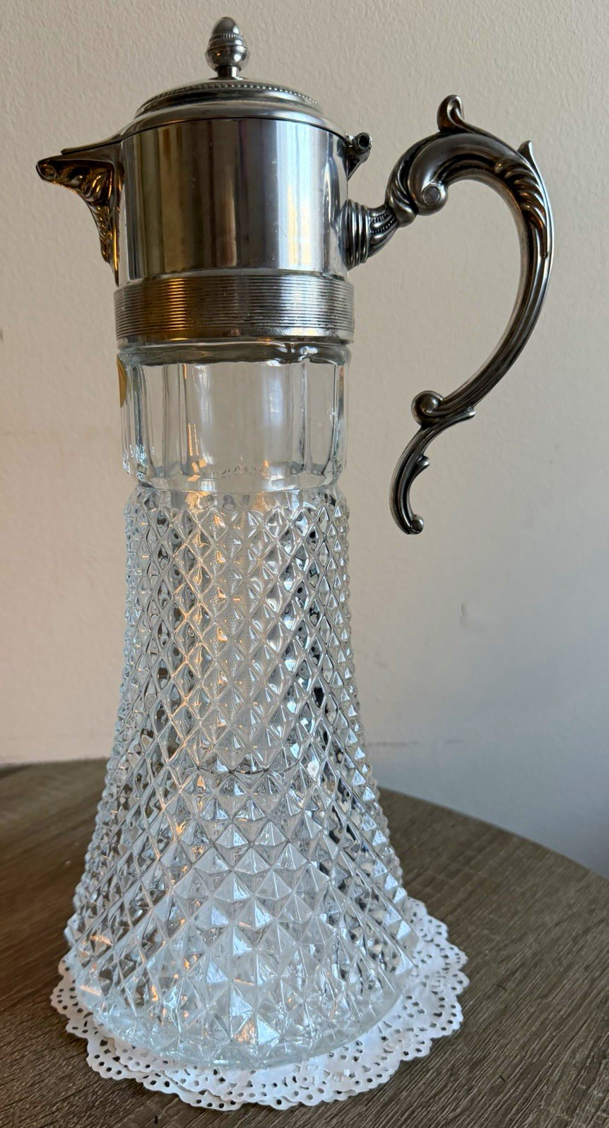 Leonard Clear Crystal Pitcher w/ Lid, Silver Plated, Diamond Pattern Handle Leonard Clear Crystal Pitcher w/ Lid, Silver Plated, Diamond Pattern Handle