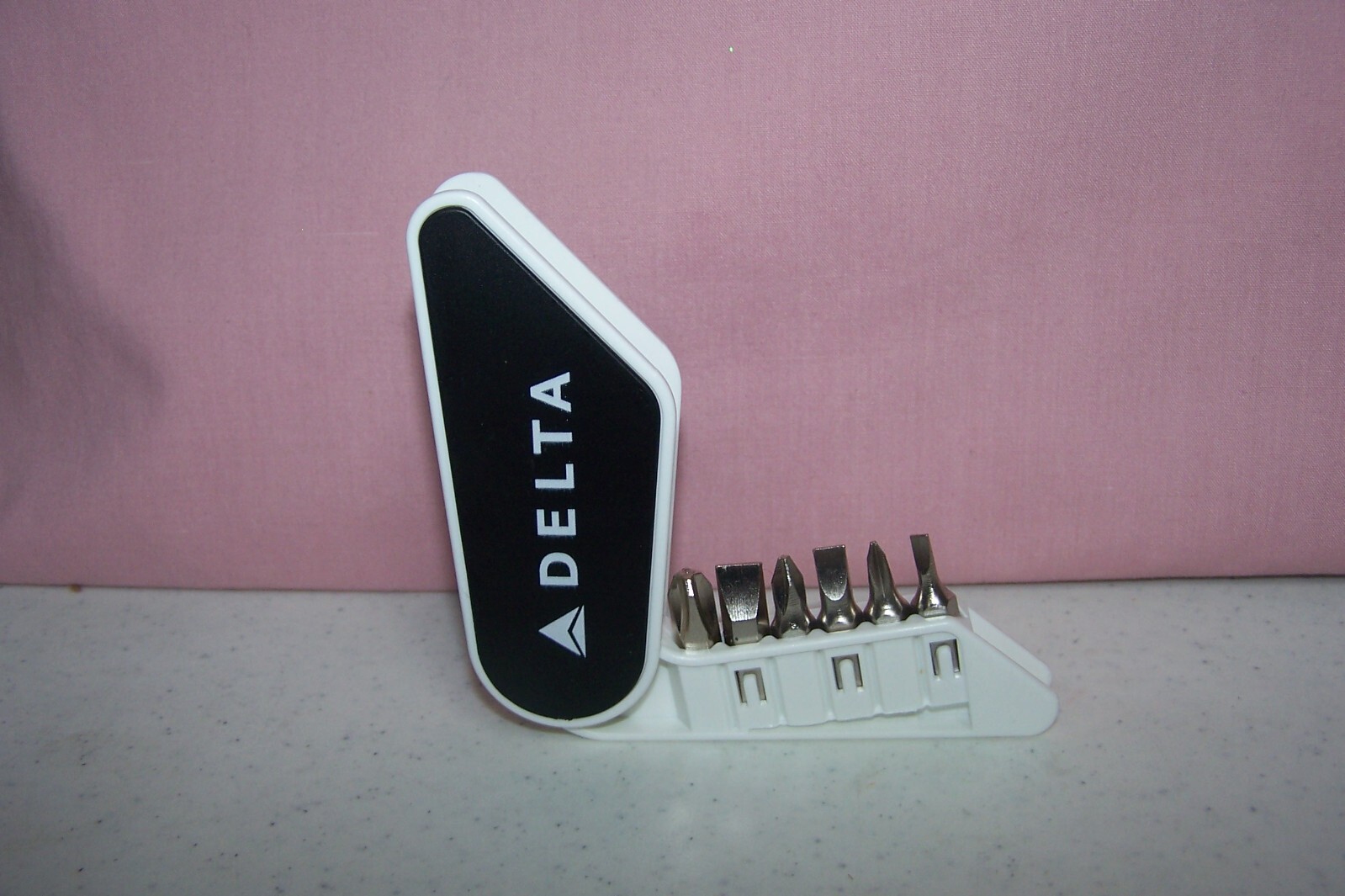 Delta Airlines Folding Collectible Screwdriver Bits Holder with 6 Different Bits