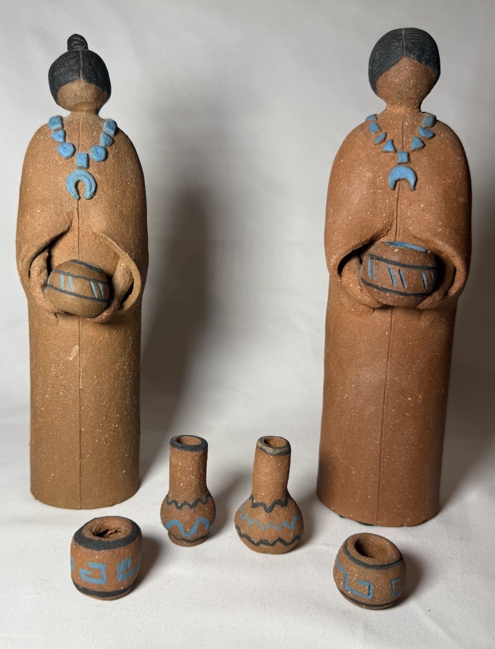 VTG handcrafted SW Native American style terracotta Pottery figurines &clay Pots