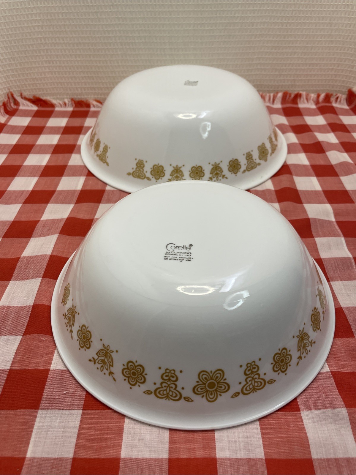 Set of 2 Vintage Corelle Butterfly Gold Serving Bowls 8.5\