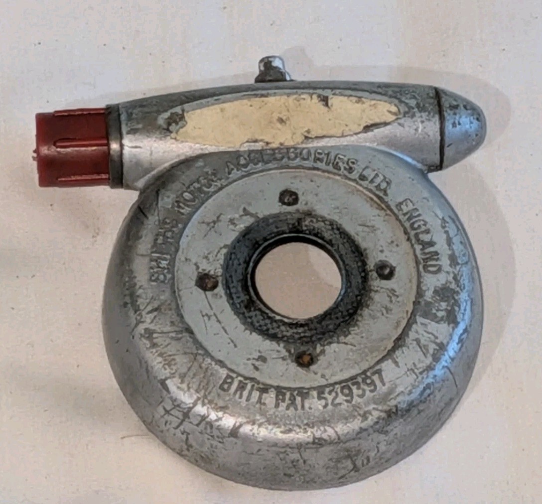 Vintage SMITHS SPEEDO Gearbox SPEEDOMETER Drive Unit NORTON BSA TRIUMPH 529397 Vintage SMITHS SPEEDO Gearbox SPEEDOMETER Drive Unit NORTON BSA TRIUMPH 529397