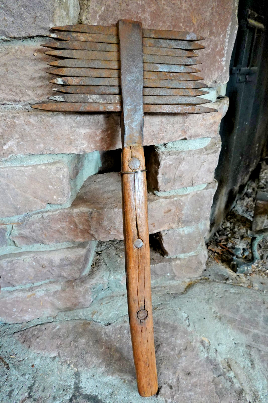 Antique BLACKSMITH STONE MASON BUSH CRANDALL TOOTHED HAMMER QUARRY Sculptor Antique BLACKSMITH STONE MASON BUSH CRANDALL TOOTHED HAMMER QUARRY Sculptor