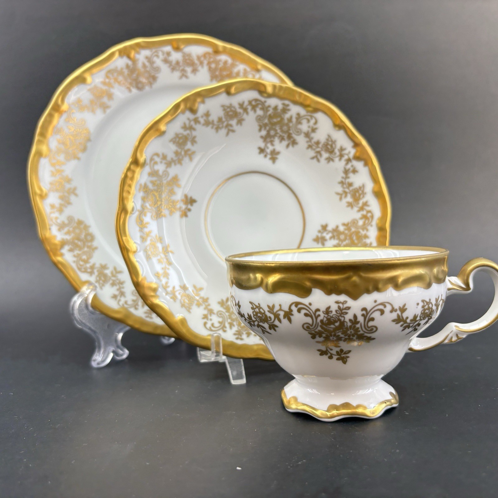 Vintage Weimar Porzellan Germany Katharina 14051 Teacup Saucer Snack Plate Mint