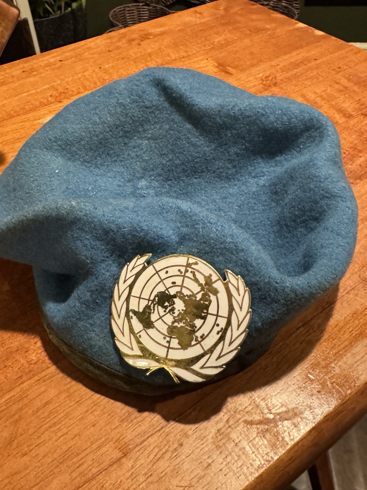 Original Canadian Armed Forces - Blue United Nations Beret - (U.N.) Original Canadian Armed Forces - Blue United Nations Beret - (U.N.)