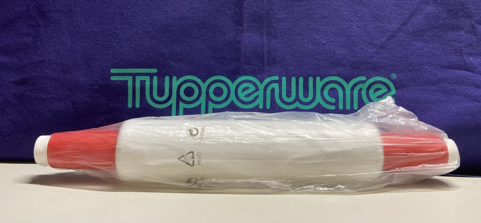Tupperware Fill N Chill Rolling Pin 18” Red & White-NEW-SHIPPING INCLUDED