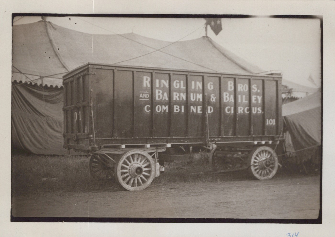 Ringling Bros RBBB Circus Wagon No 101 Lot Scene 1930 - Original Photo