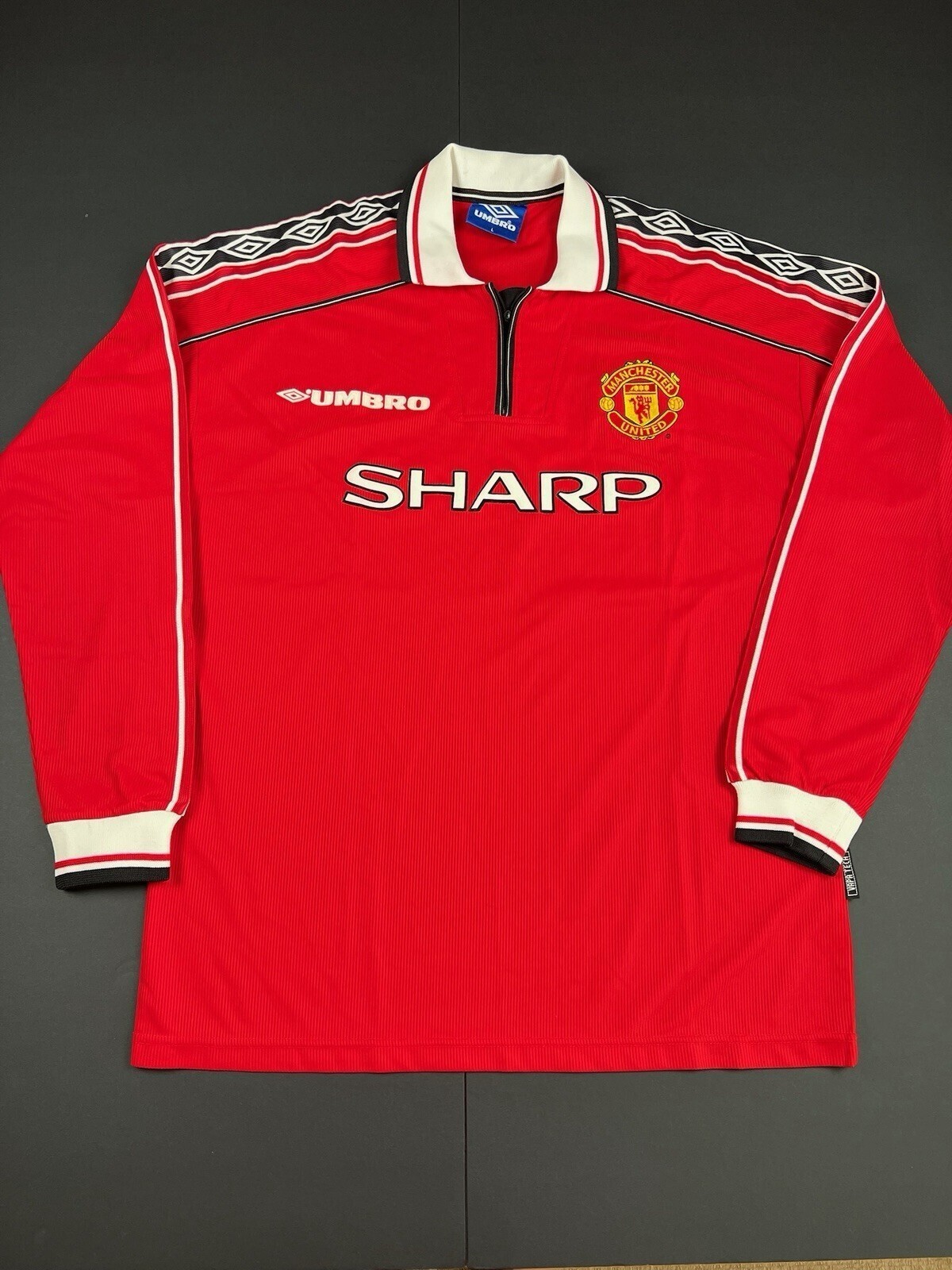 Original Umbro Manchester United 1997/1998 Long Sleeve Home Shirt Men Large 2223 Original Umbro Manchester United 1997/1998 Long Sleeve Home Shirt Men Large 2223