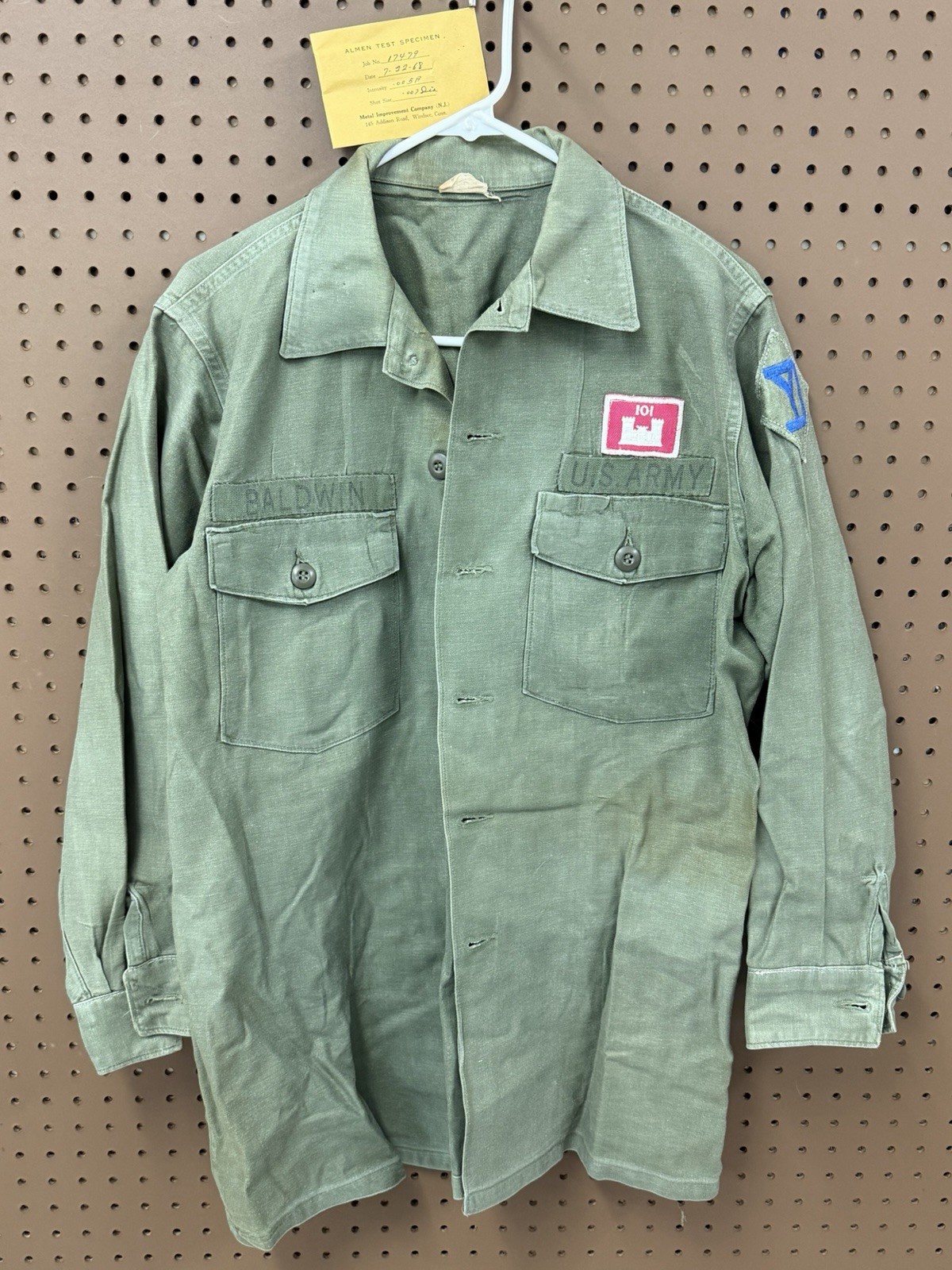 U.S. Army OG-107 Sateen Utility w/ Division Patch - Vietnam War