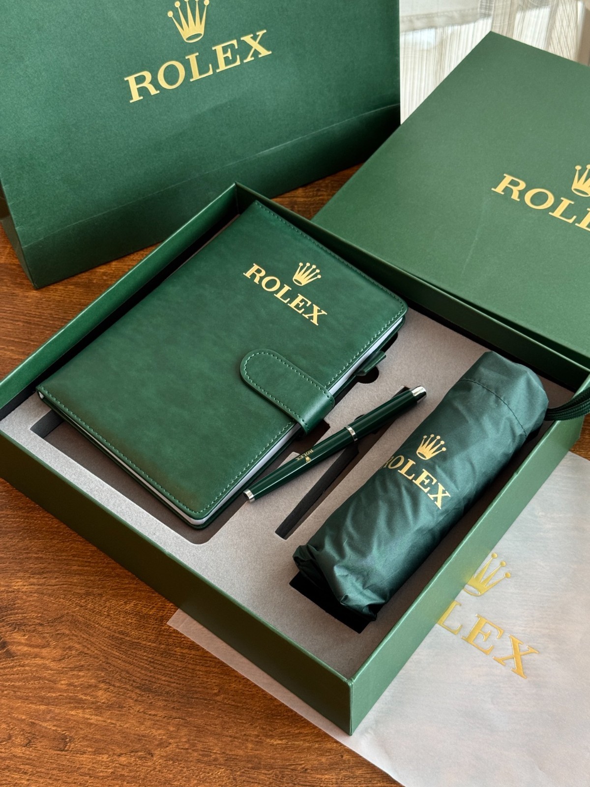 Rolex Classic Green Ballpoint Pen Umbrella Notebook Set Luxury With Box Rolex Classic Green Ballpoint Pen Umbrella Notebook Set Luxury With Box