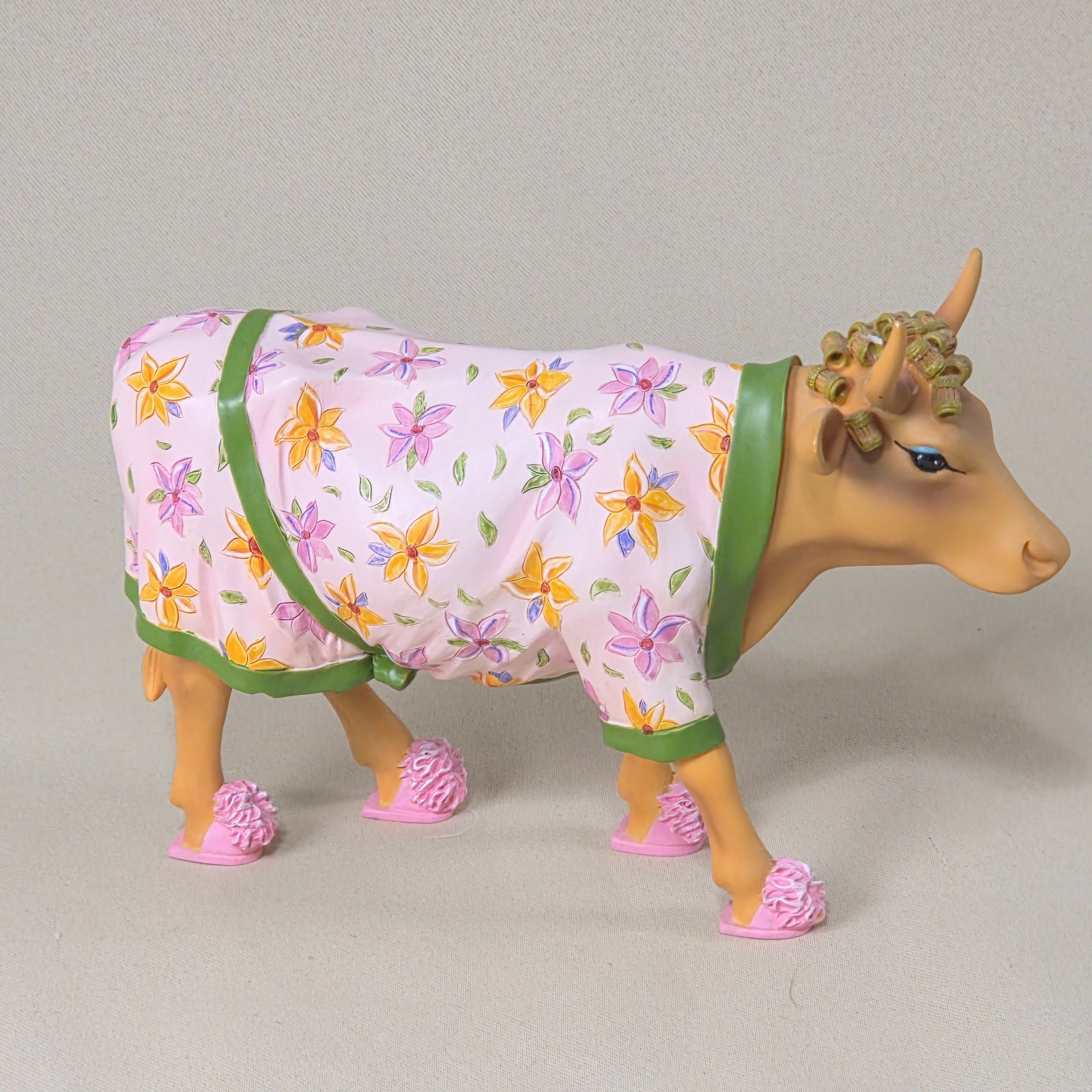 CowParade “Early Show” Cow Figurine #9129 Westland 2000 Floral Dress w/ Tag CowParade “Early Show” Cow Figurine #9129 Westland 2000 Floral Dress w/ Tag