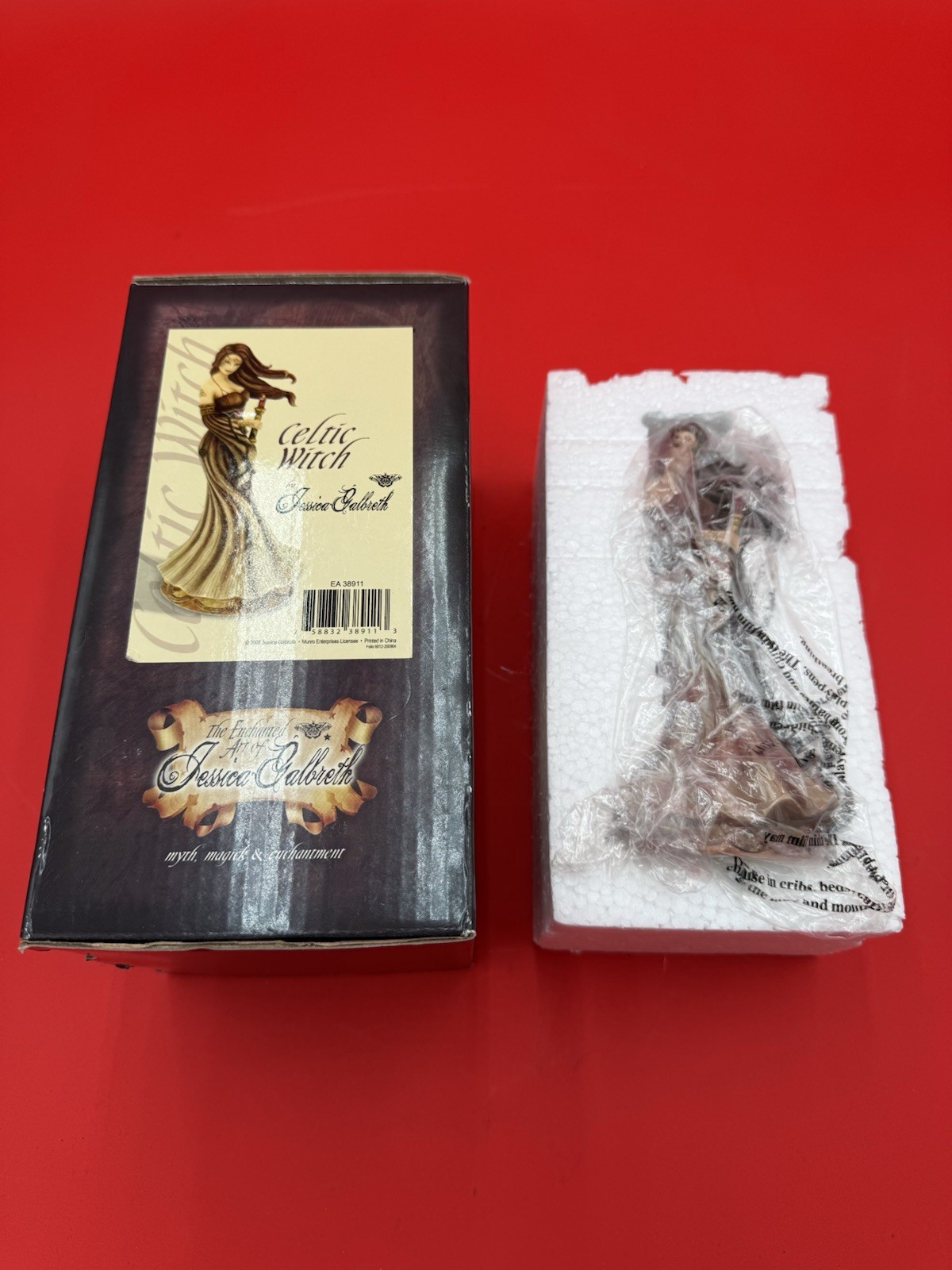 NEW JESSICA GALBRETH CELTIC WITCH STATUETTE FIGURINE WITH BOX 2009 RARE EA38911 NEW JESSICA GALBRETH CELTIC WITCH STATUETTE FIGURINE WITH BOX 2009 RARE EA38911