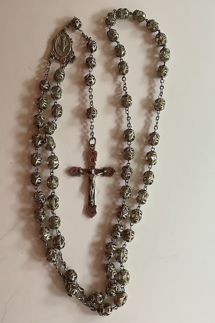 Vtg Sterling Silver Crucifix Clear Crystal Filigree Cage Rosary Beads Italy 28”L Vtg Sterling Silver Crucifix Clear Crystal Filigree Cage Rosary Beads Italy 28”L