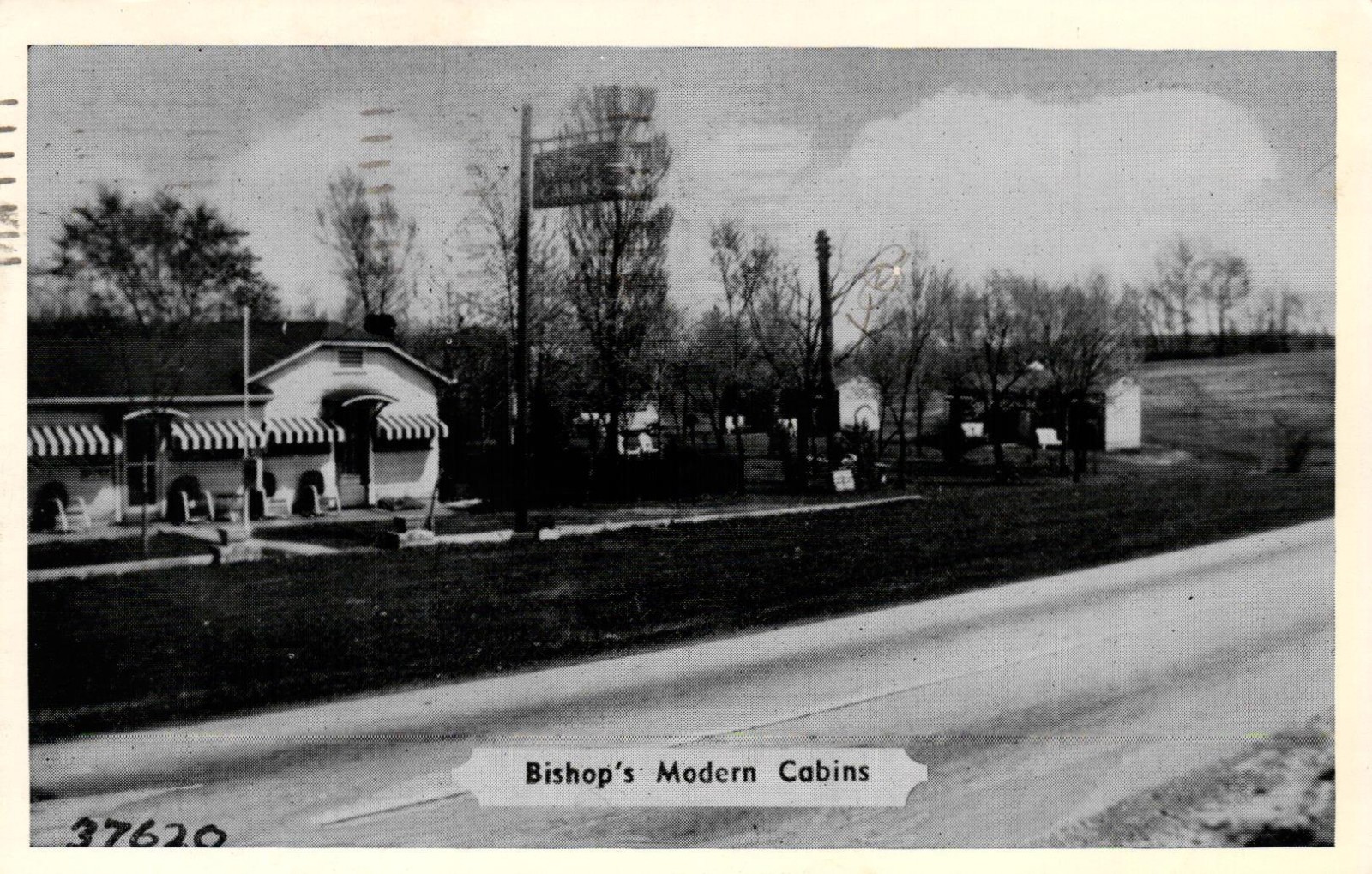 Lincoln Highway Pennsylvania - Bishop's Modern Cabins 30 Miles W of Pittsburgh