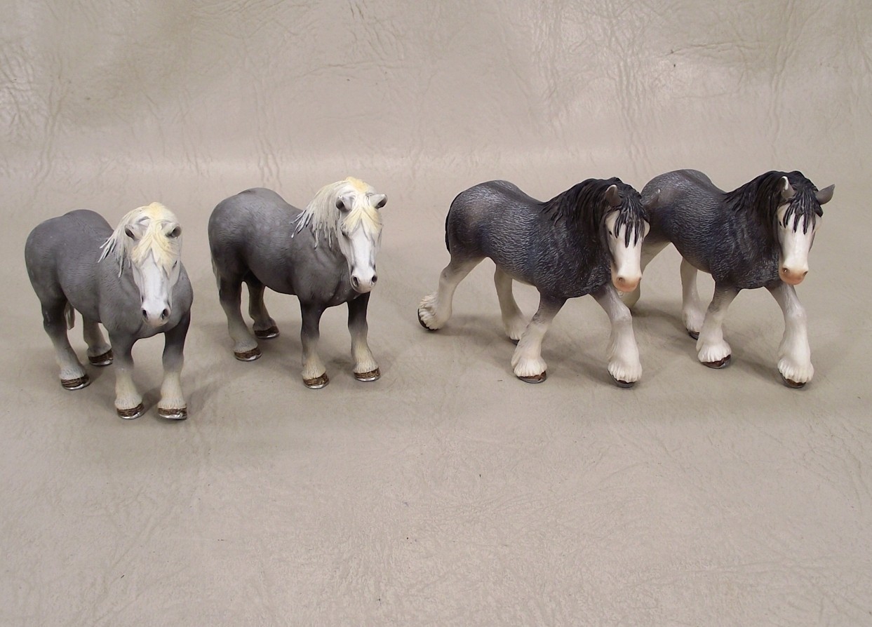 4 Schleich Horses 2 Dapple Grey Percheron Stallions + 2 Grey Clydesdale Mares 4 Schleich Horses 2 Dapple Grey Percheron Stallions + 2 Grey Clydesdale Mares