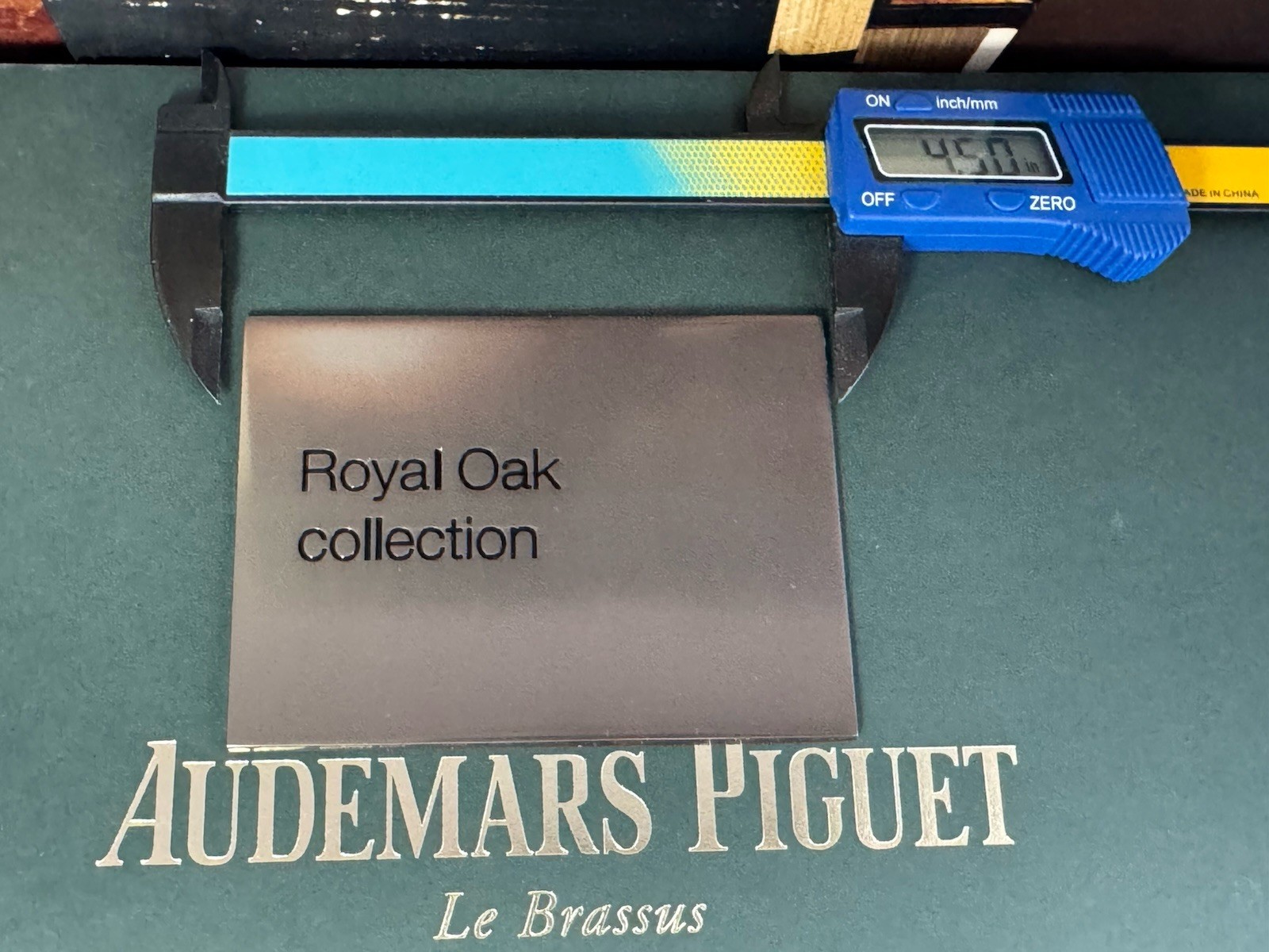 100% OEM AUDEMARS PIGUET Brass Boutique Display Sign 4.5” x 3.5” RARE & NEW