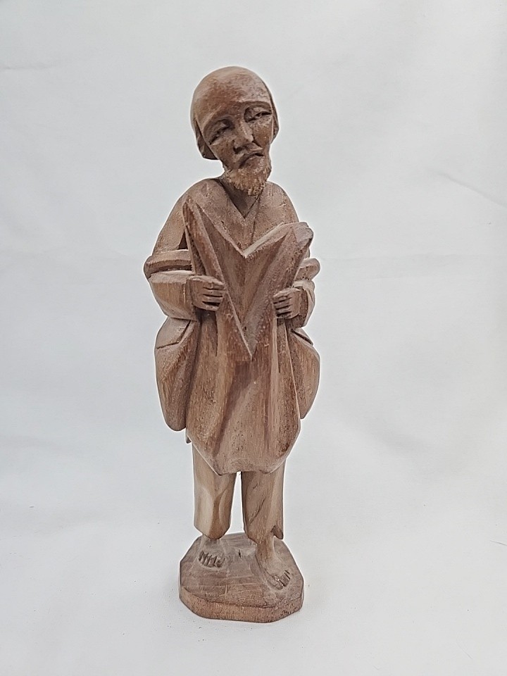 VTG Wooden Folk Art Sculpture Mid-20th Century Hand carved One of a Kind Decor VTG Wooden Folk Art Sculpture Mid-20th Century Hand carved One of a Kind Decor
