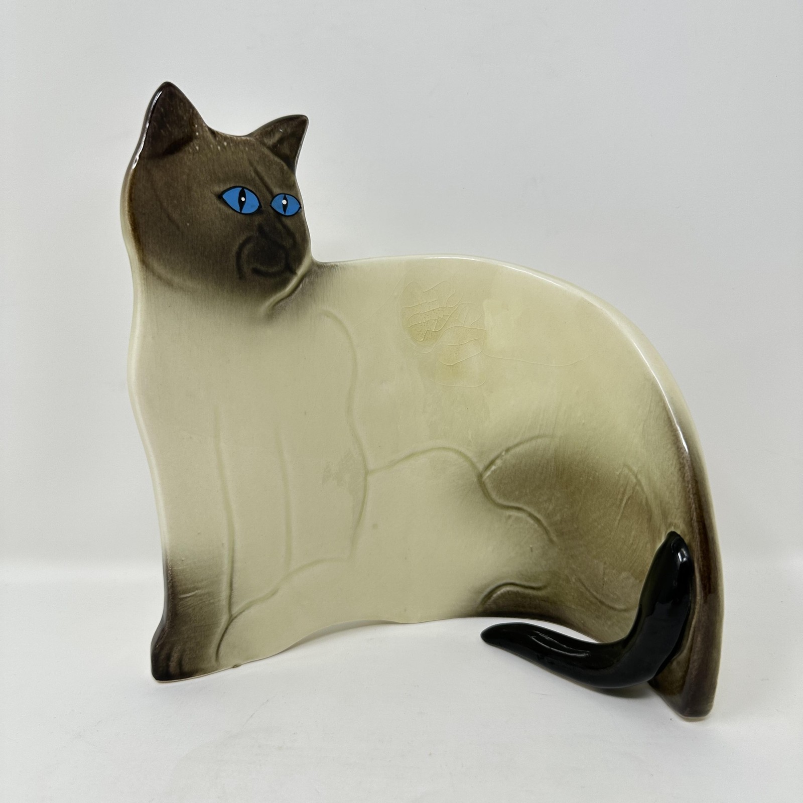 Vintage Seymour Mann Japan Siamese Cat Ceramic Flat Curved Figurine Blue Eyes