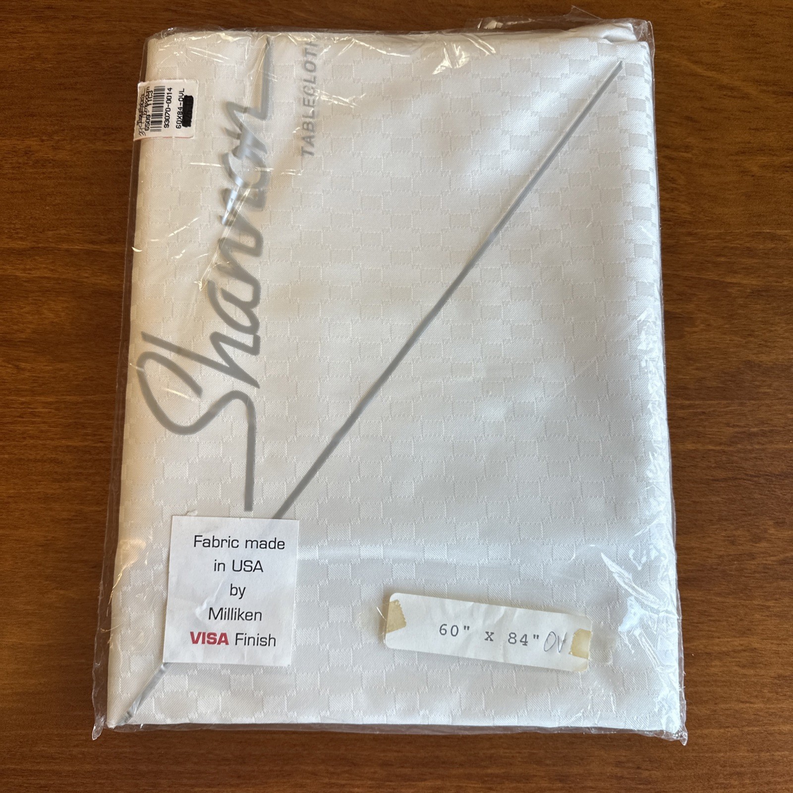 VTG Shannon Cotton Blend Cream Oval Tablecloth USA Made 60x 84” NOS