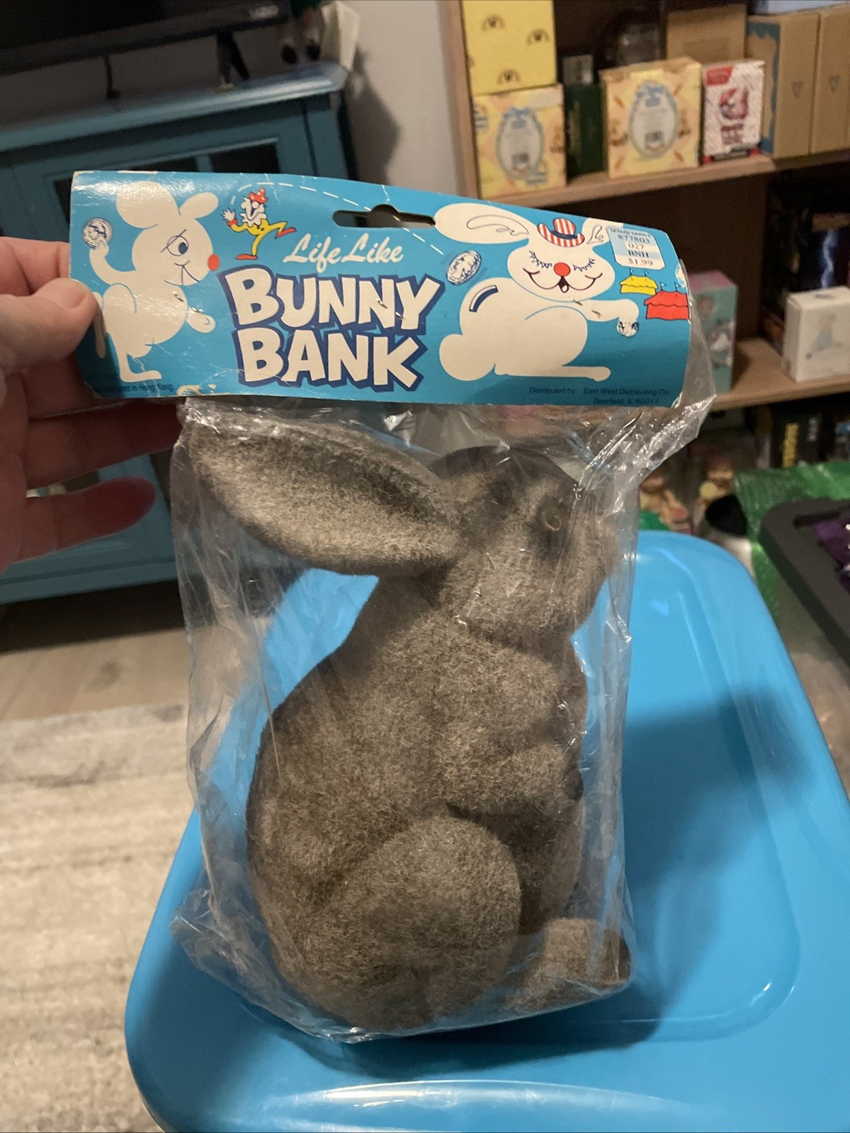 VINTAGE Life Like Flocked Brown Rabbit Coin Bank with Stopper New VINTAGE Life Like Flocked Brown Rabbit Coin Bank with Stopper New