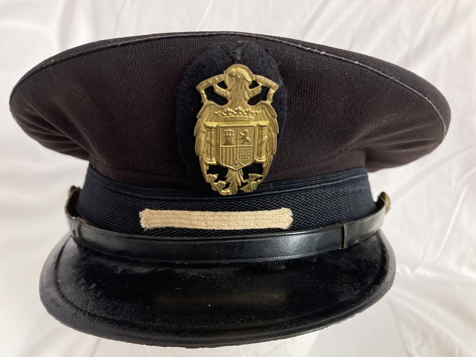 Spanish Visor Hat, Spanish Republic Coat of Arms Badge, Spanish Civil War Period Spanish Visor Hat, Spanish Republic Coat of Arms Badge, Spanish Civil War Period