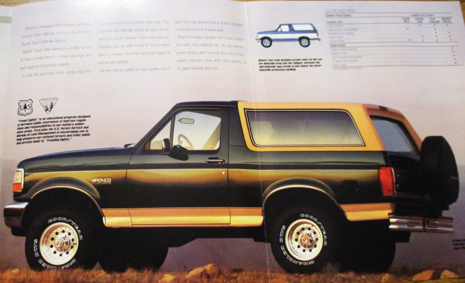 1993 Ford Bronco SUV Brochure Eddie Bauer XLT 4x4 Excellent Dealer Original 93
