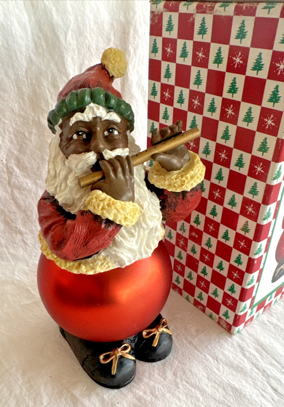 VTG African American Santa Claus 8.25” Figurine Holiday Christmas Playing Flute VTG African American Santa Claus 8.25” Figurine Holiday Christmas Playing Flute