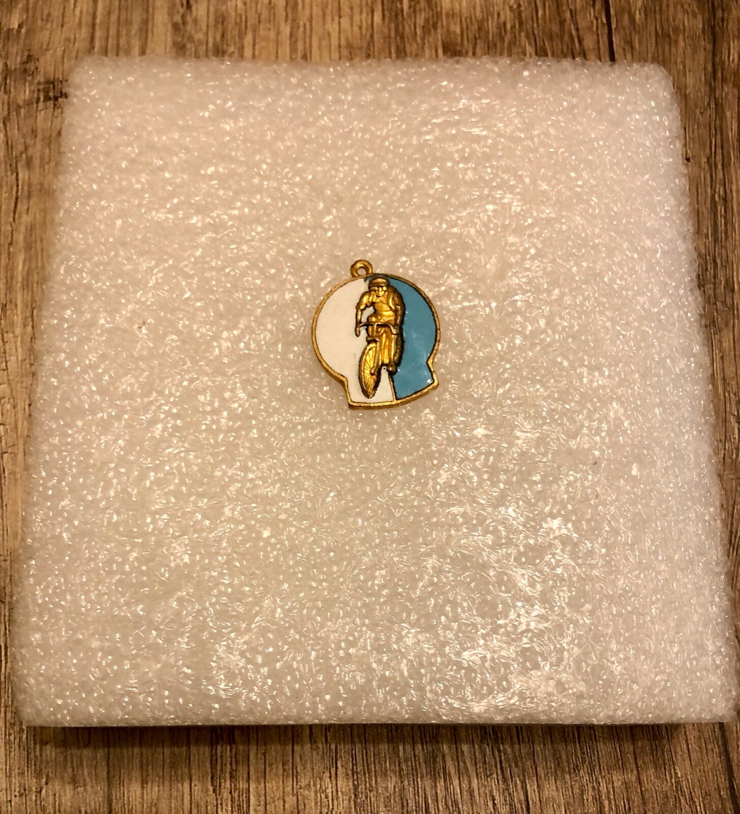 Cycling - WHITE 90s Medal - Cycling - Original Enamel - Fausto Coppi