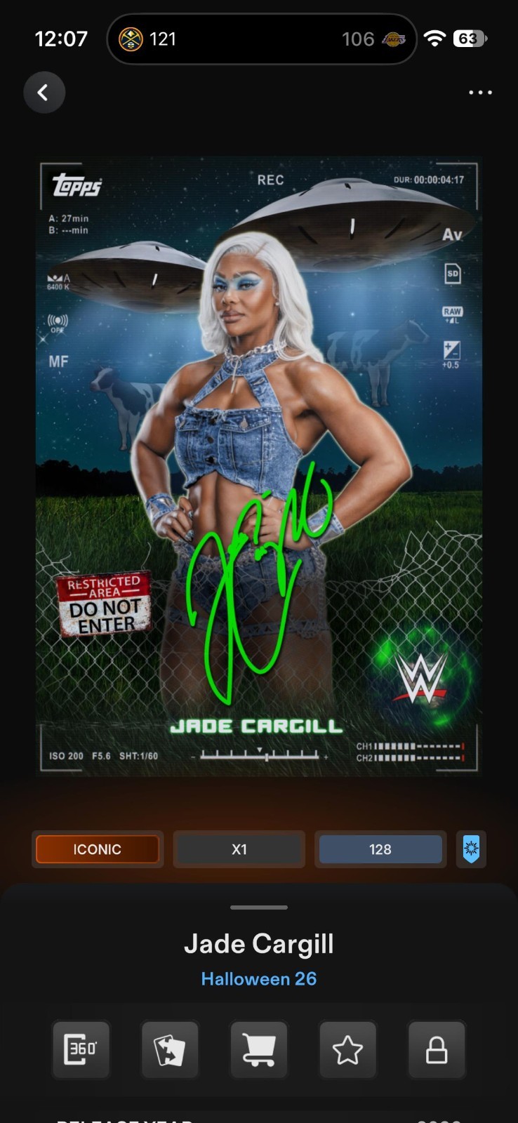 Topps WWE Slam 2026 Halloween Green Extraterrestrial Signature Motion Select