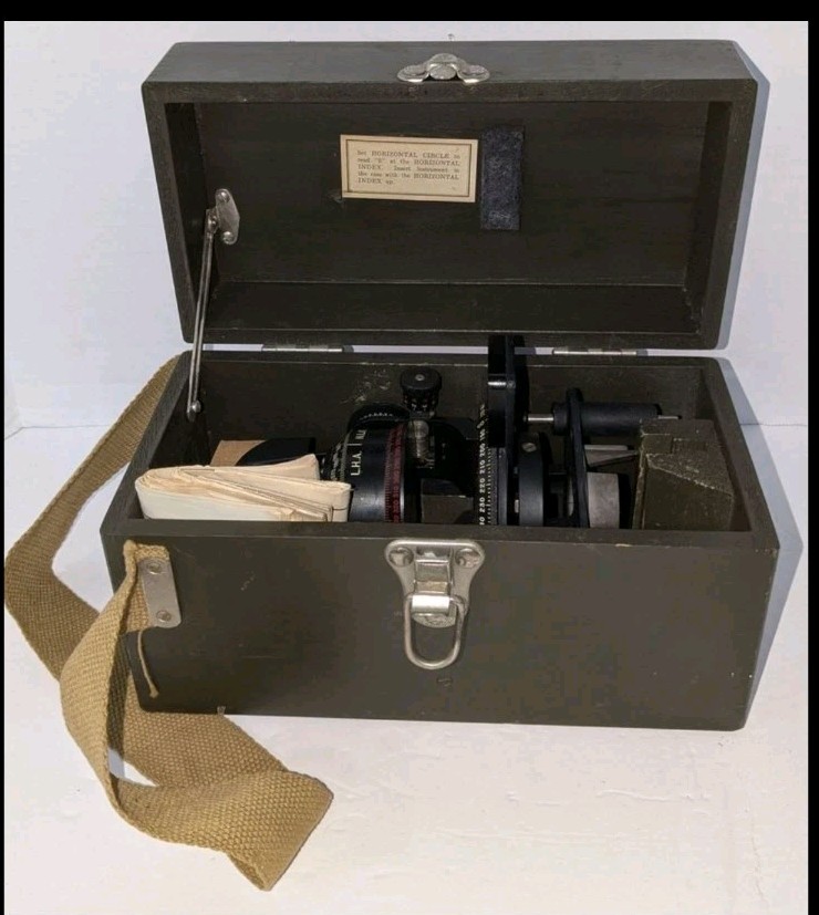 Original WWII Era Astro Compass MKII D500 Sperti Inc US Aviation Compass & Case Original WWII Era Astro Compass MKII D500 Sperti Inc US Aviation Compass & Case