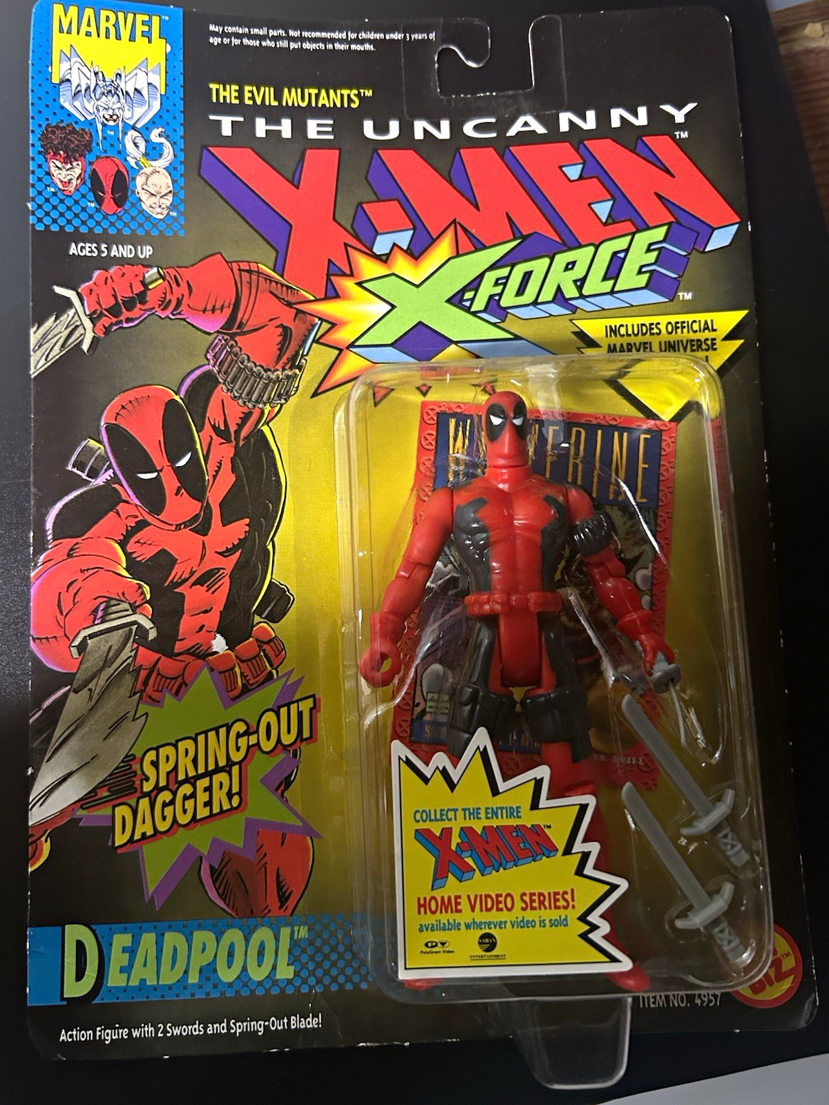 Marvel Deadpool X-Force X-Men w/ Spring-Out Dagger Rare Wolverine Card Marvel Deadpool X-Force X-Men w/ Spring-Out Dagger Rare Wolverine Card