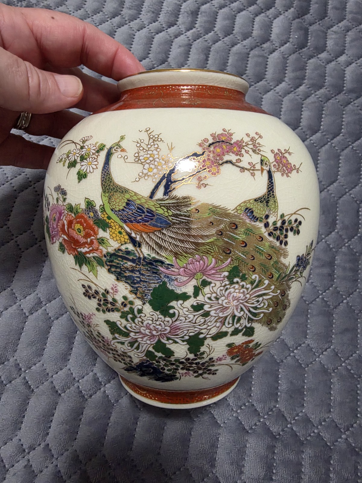 Vintage, Mid Century Japanese Satsuma Porcelain Vase  Crackle Glaze, amazing