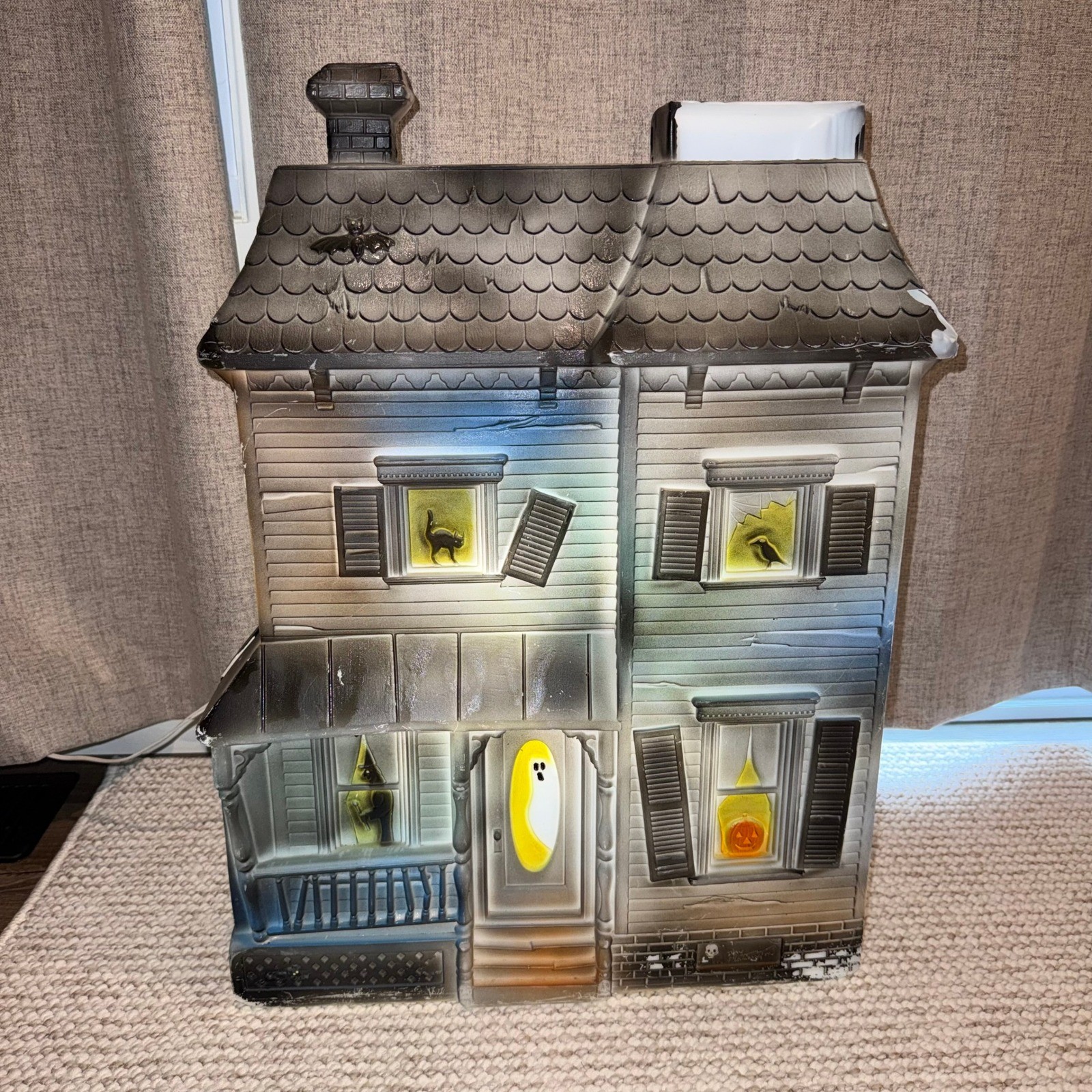 Vintage 1995 Union Products Halloween Haunted House Blow Mold Light Up 5572 Vintage 1995 Union Products Halloween Haunted House Blow Mold Light Up 5572