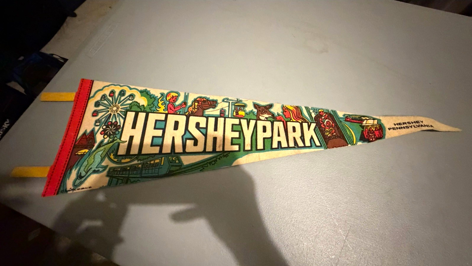 Vintage Hersheypark Hershey Pennsylvania Collectible Souvenir Pennant Vintage Hersheypark Hershey Pennsylvania Collectible Souvenir Pennant