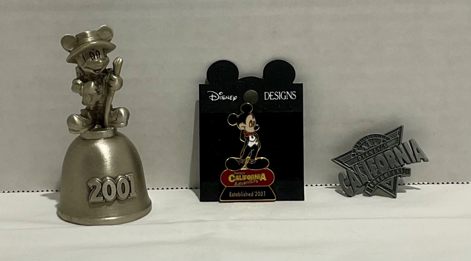 Disneyland 2001 Grand Opening California Adventure Park memorabilia pins bell