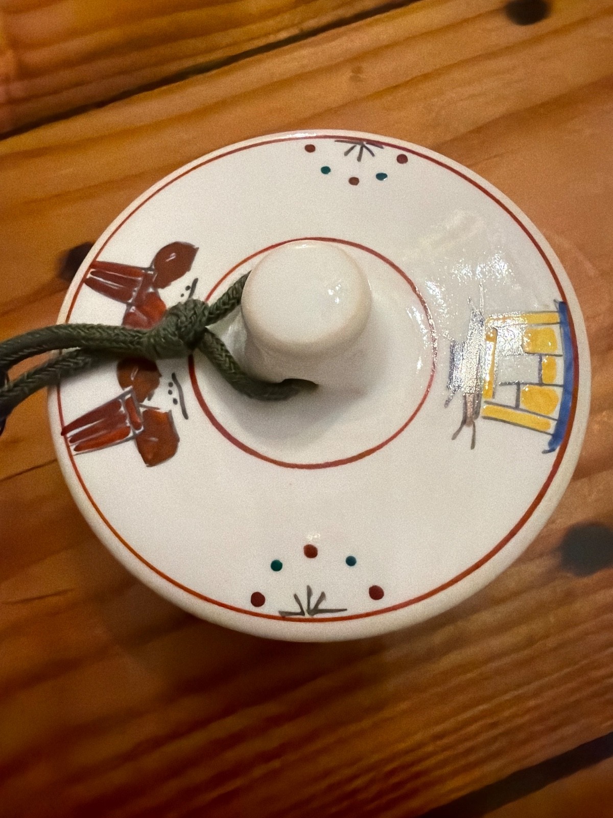 Vintage Japanese Akahada Ware Nara-e Ceramic Lidded Box Mayor of Nara Gift Boxed Vintage Japanese Akahada Ware Nara-e Ceramic Lidded Box Mayor of Nara Gift Boxed