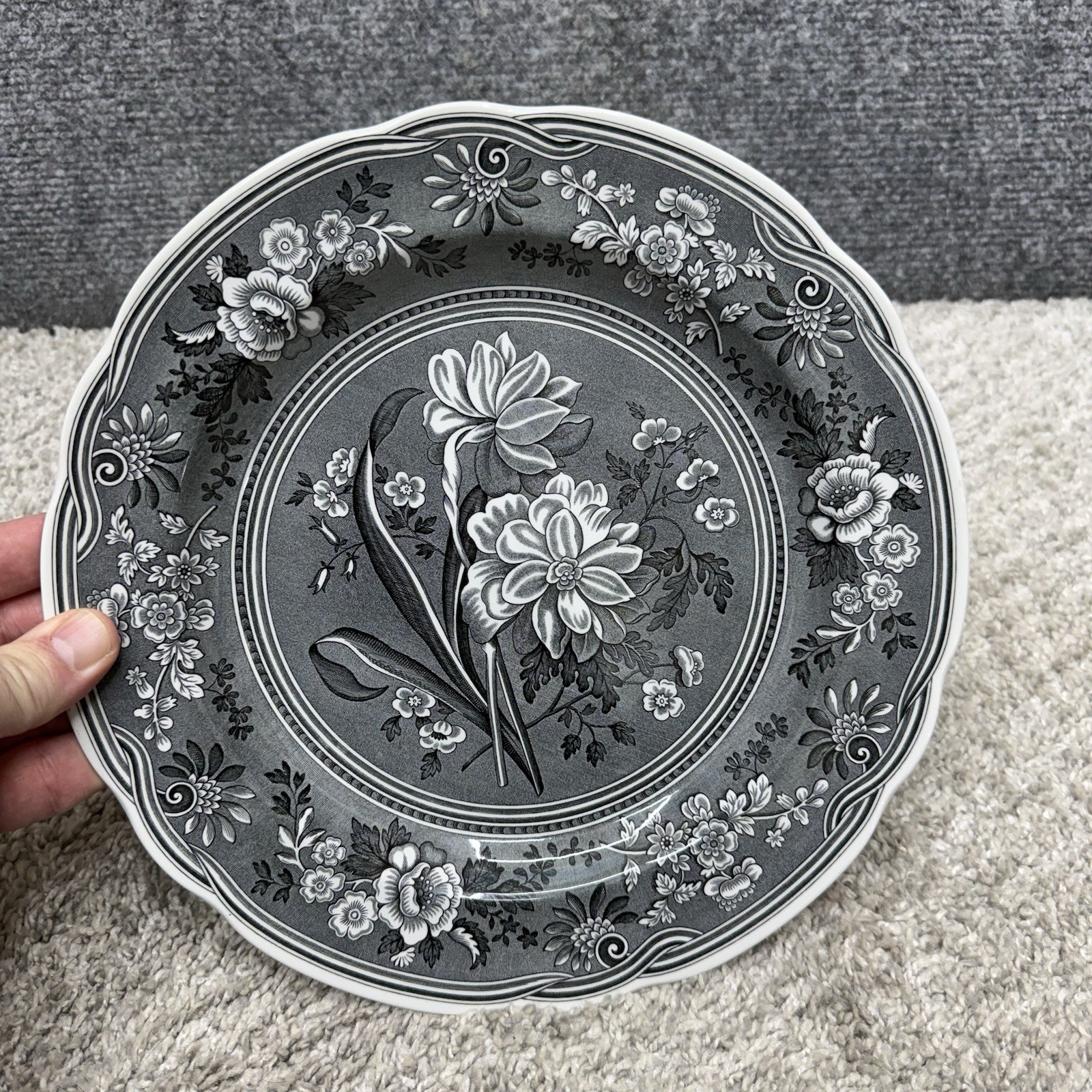 The Spode Archive Collection Georgian Series Botanical Plate Floral England The Spode Archive Collection Georgian Series Botanical Plate Floral England