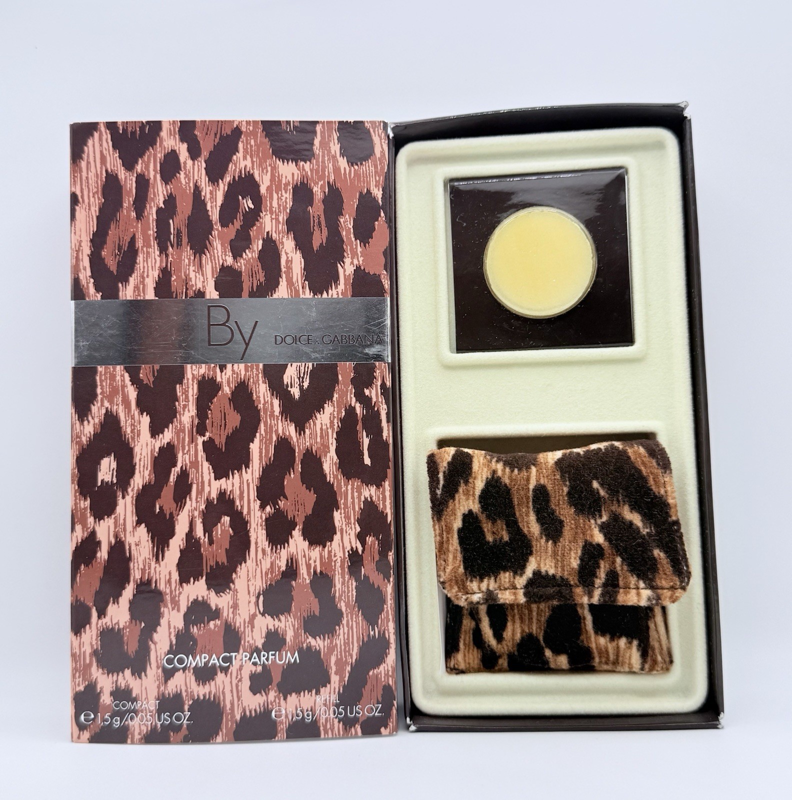 By Dolce & Gabbana For Woman Perfume Powder Compact Refill 1.5 1.5G Discontinued