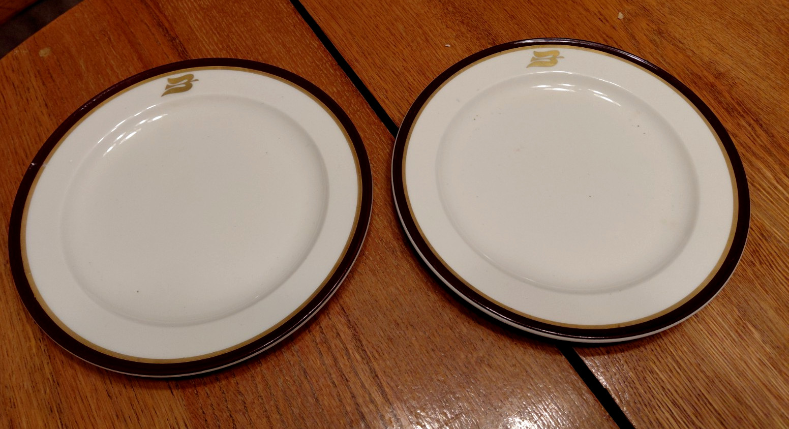 VINTAGE PAIR 2 ROYAL VIKING CRUISE DESSERT PLATES OCEAN LINER MAYER CHINA PA